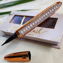 Load image into Gallery viewer, Black Eyeliner Glue Pen