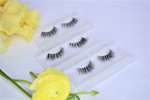 Load image into Gallery viewer, Lash Comparison: LADY (top) LUXE (middle) LOVE (bottom)