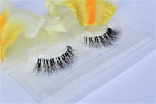 Load image into Gallery viewer, Luxe